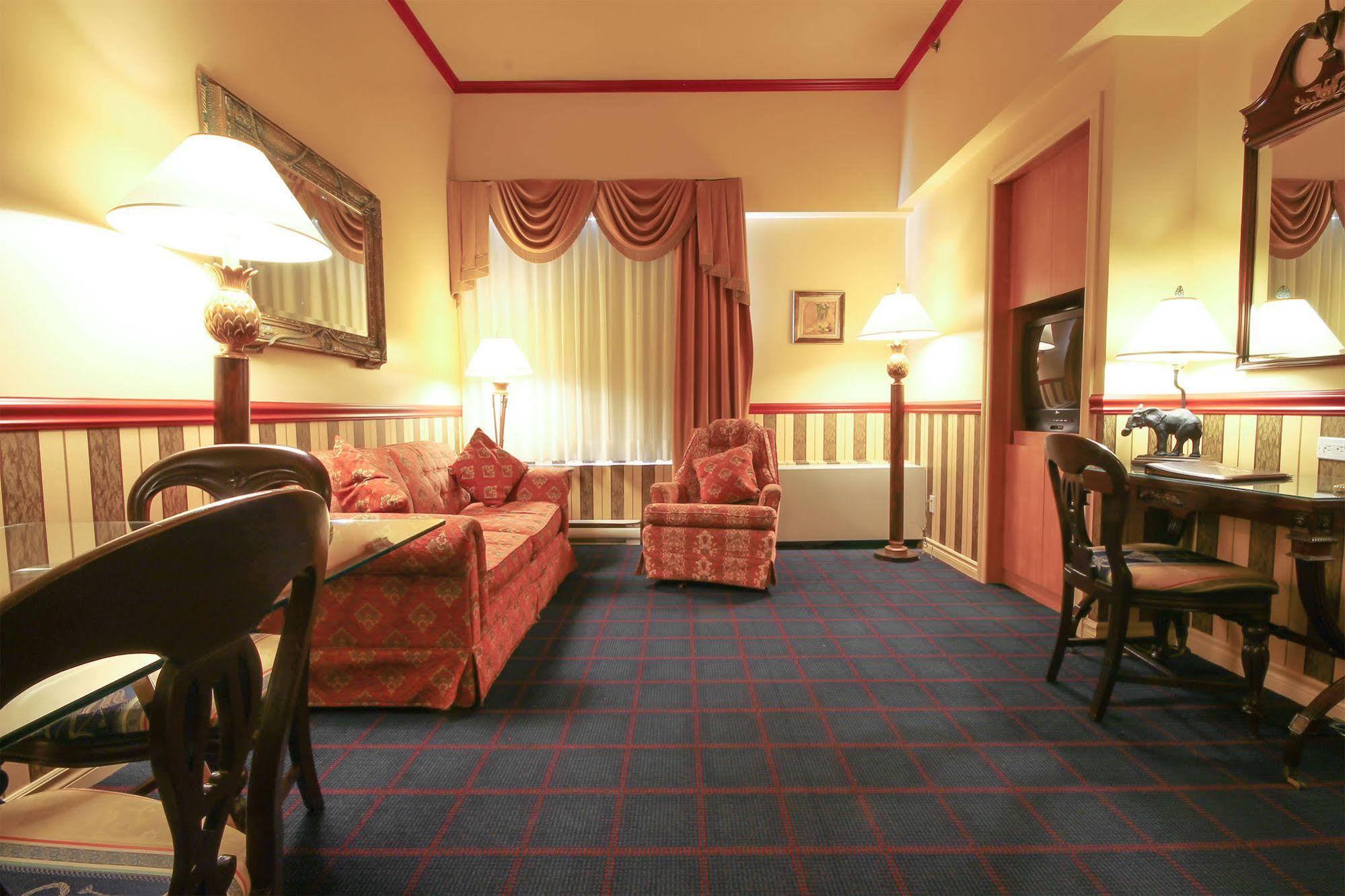 Auberge Québec Hotel 2*